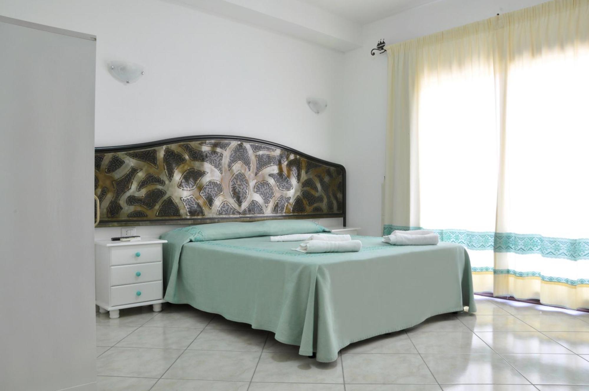 Affittacamere Da Angela Villasimius Exterior foto